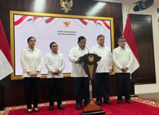 Prabowo Umumkan Kenaikan Upah Minimum 6,5%: Kesejahteraan Buruh Sangat Penting