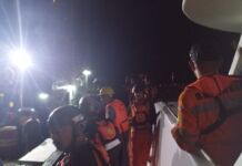 SAR Mataram Evakuasi Kru Kapal Tugboat Mahameru 3 dari Tengah Laut