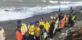 Abrasi di Kampung Bugis Ampenan. Anggota DPR RI Optimis Bisa bawa. Anggaran ke NTB