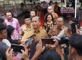 Resmikan UT School Mataram, Gubernur Iqbal Singgung SMK Sebagai Produsen Pengangguran Paling Produktif di NTB. Ternyata Ini Masalahnya!