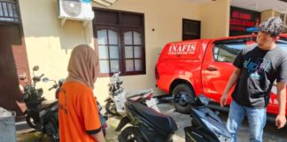 Untuk Bertahan Hidup, Perempuan Asal Sumbawa Lakukan Ini