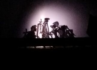 Putri Mandalika Buka Palang Pintu Undikma Begawe