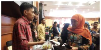 Menembus Batas Transaksi