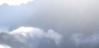 Terjatuh di Rinjani, Pendaki Asal Belanda di Evakuasi