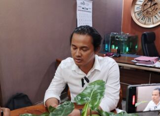 Empat Ditahan, Dua Menunggu