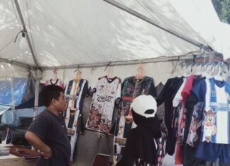 Kaos Berlogo FORNAS VIII Laris Manis, Omset Capai Rp 30 Juta Sehari