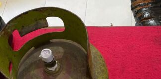 Ambil Rokok dan Tabung Gas, Dua Warga Diamankan Polisi