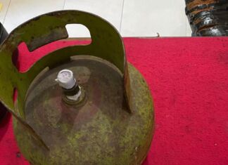 Ambil Rokok dan Tabung Gas, Dua Warga Diamankan Polisi