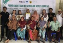 Universitas Mataram Damping Pengukuhan Kelompok dan Berikan Pelatihan Keamanan Pangan di Desa Sukadana