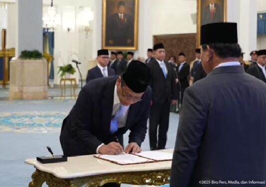 Prabowo Subianto Lantik Empat Menteri Baru dan Satu Wakil Menteri di Istana Negara