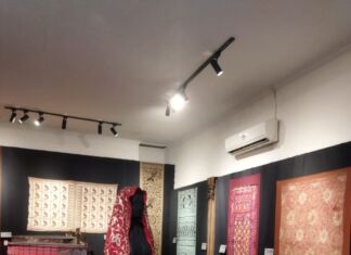 Sambut HUT NTB, Kain Pernikahan Sultan Bima Dipamerkan