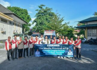 Dukung Kemanusiaan di Aceh, Bank NTB Syariah Fasilitasi Operasional Ambulance Tim Medis NTB