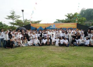 Bersama Gapai Tujuan, Ricky Smartphone Gelar Family Gathering