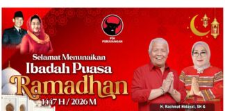 Pesan Keberagaman Baliho Ramadhan Rachmat Hidayat dan Selly Andayani