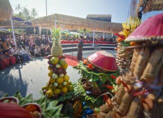 Gubernur Iqbal : Lebaran Topat Punya Empat Sisi