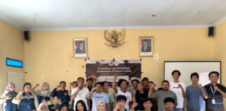 Mahasiswa KKN-PMD Unram Desa Rempek 1 Dorong Hilirisasi Kakao Melalui Pelatihan Pembuatan Permen Cokelat